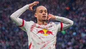 罗马诺：西蒙斯表态愿加盟切尔西，但蓝军和阿森纳都需要先卖人