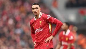 pg电子游戏排行-镜报：利物浦去年10月就开始和阿诺德谈续约，但他还是想去皇马